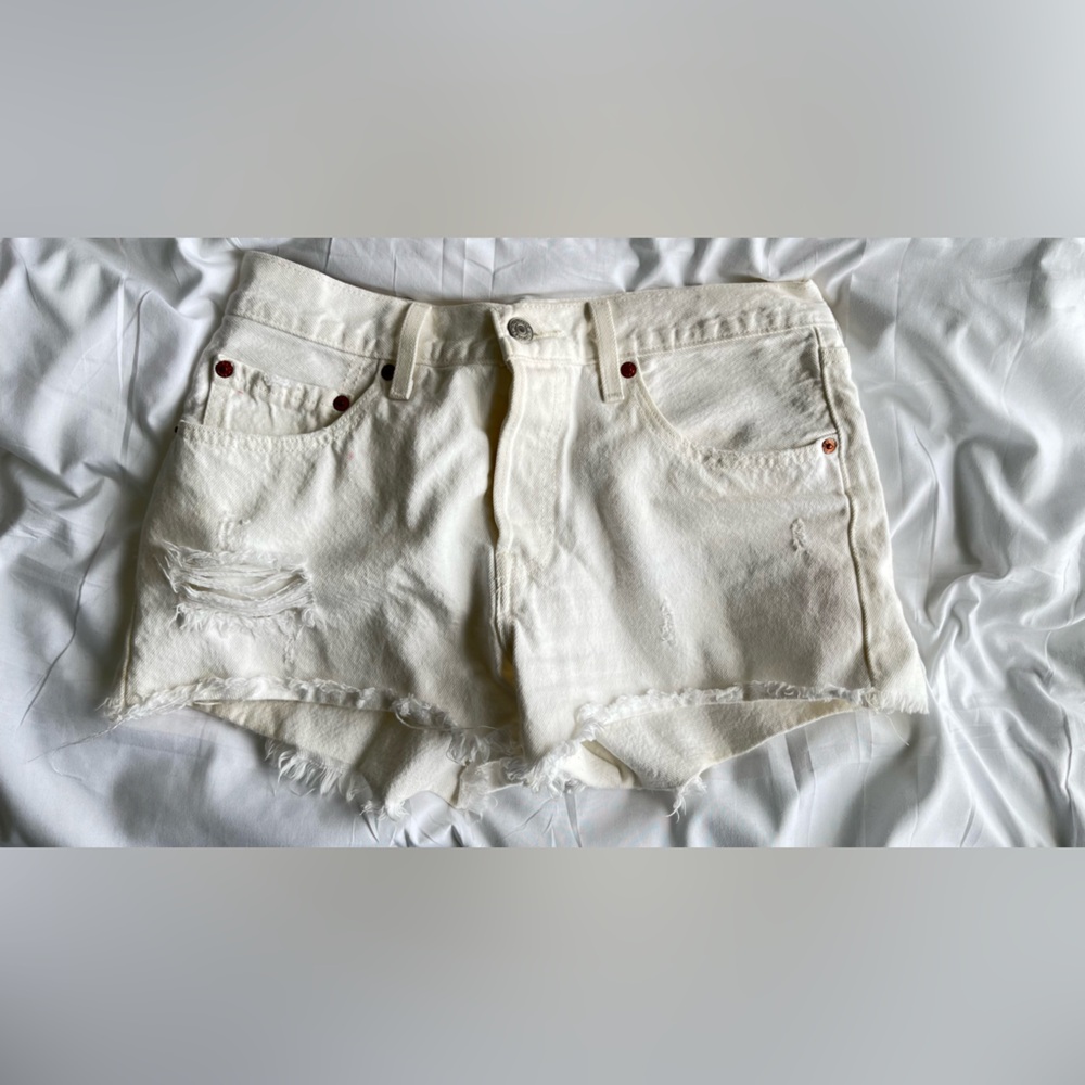 Levi's 501 Off White Cutoff Mid Rise Demin Shorts